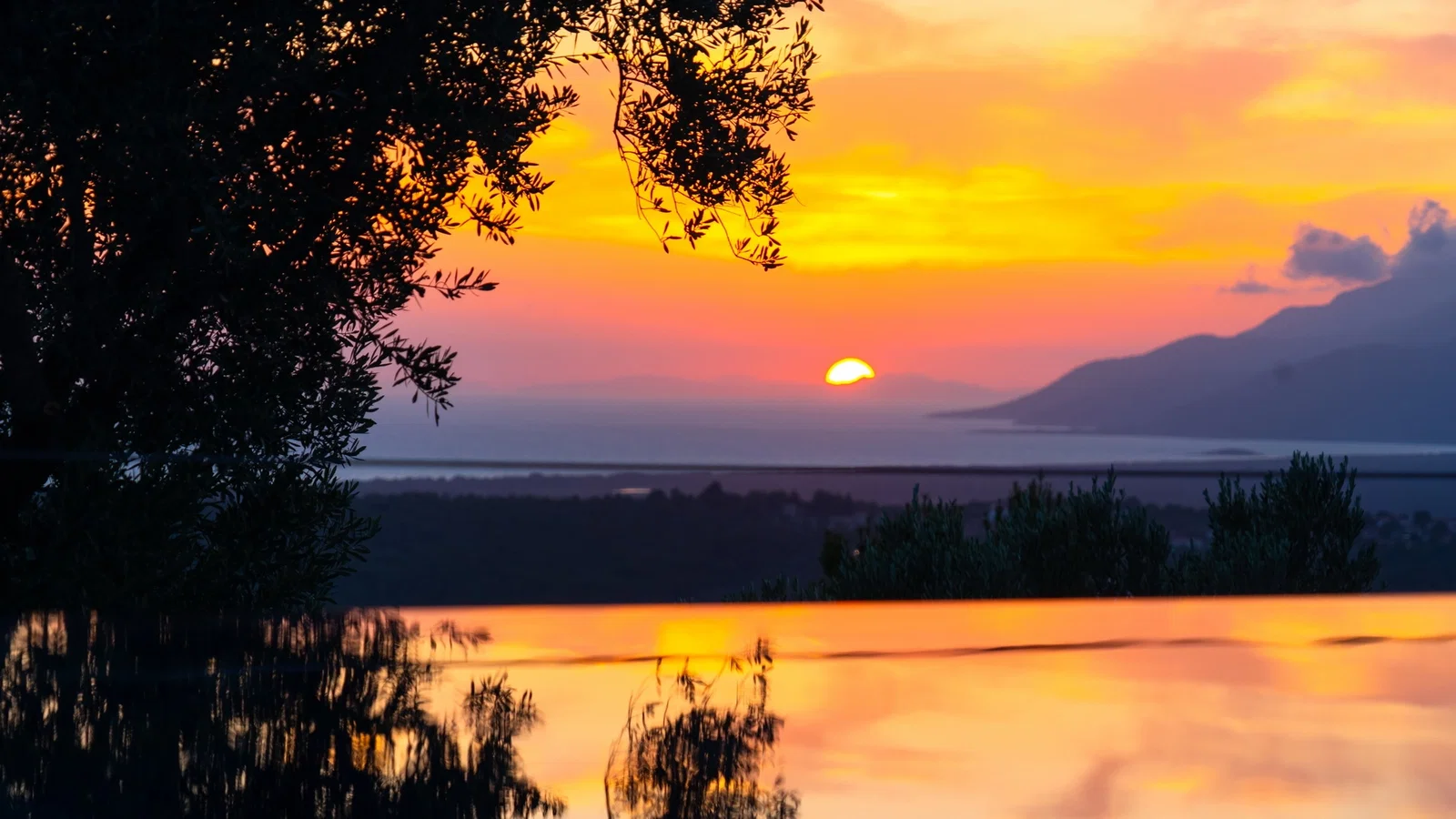Patara’da Deniz Manzaralı, Korunaklı Havuzlu, Jakuzili, Ekonomik Villa