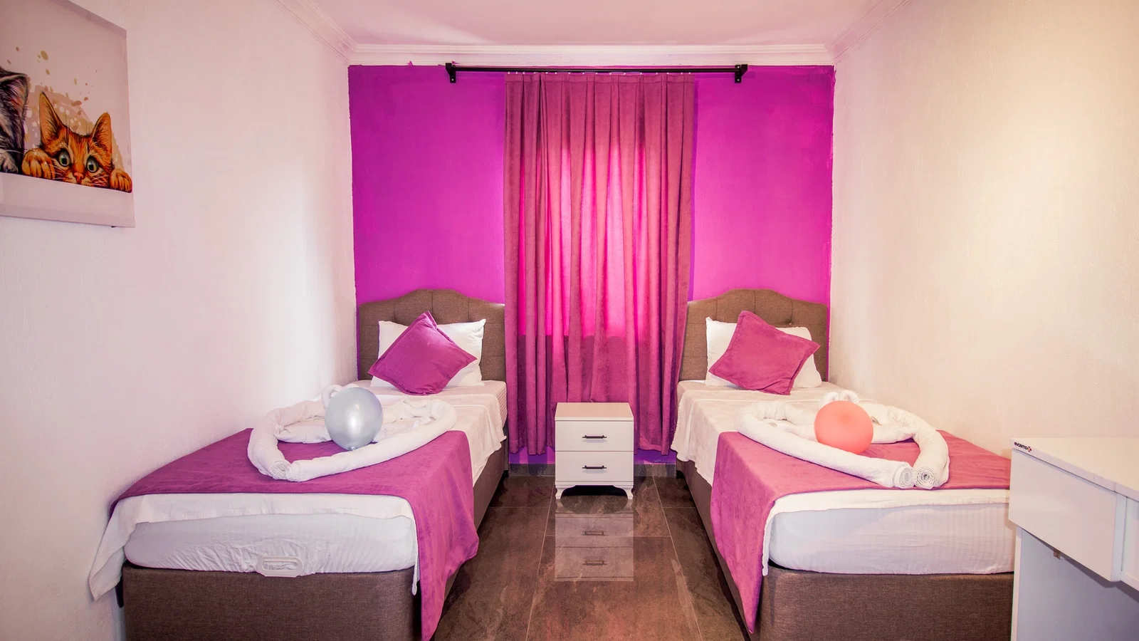 Çavdır’da Balayı Çiftlerine Uygun, Korunaklı Havuzlu, 2 Yatak Odalı, Kiralık Villa