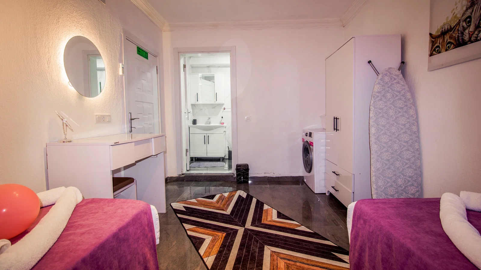 Çavdır’da Balayı Çiftlerine Uygun, Korunaklı Havuzlu, 2 Yatak Odalı, Kiralık Villa