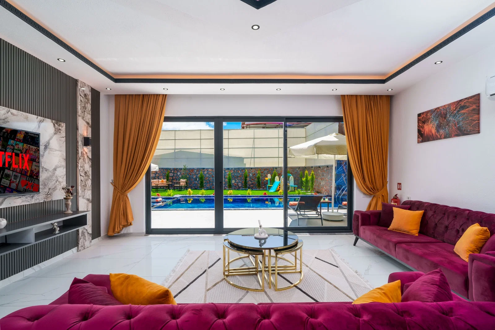 Çavdır'da Balayı Çiftlerine Uygun, Jakuzili, Kiralık Villa