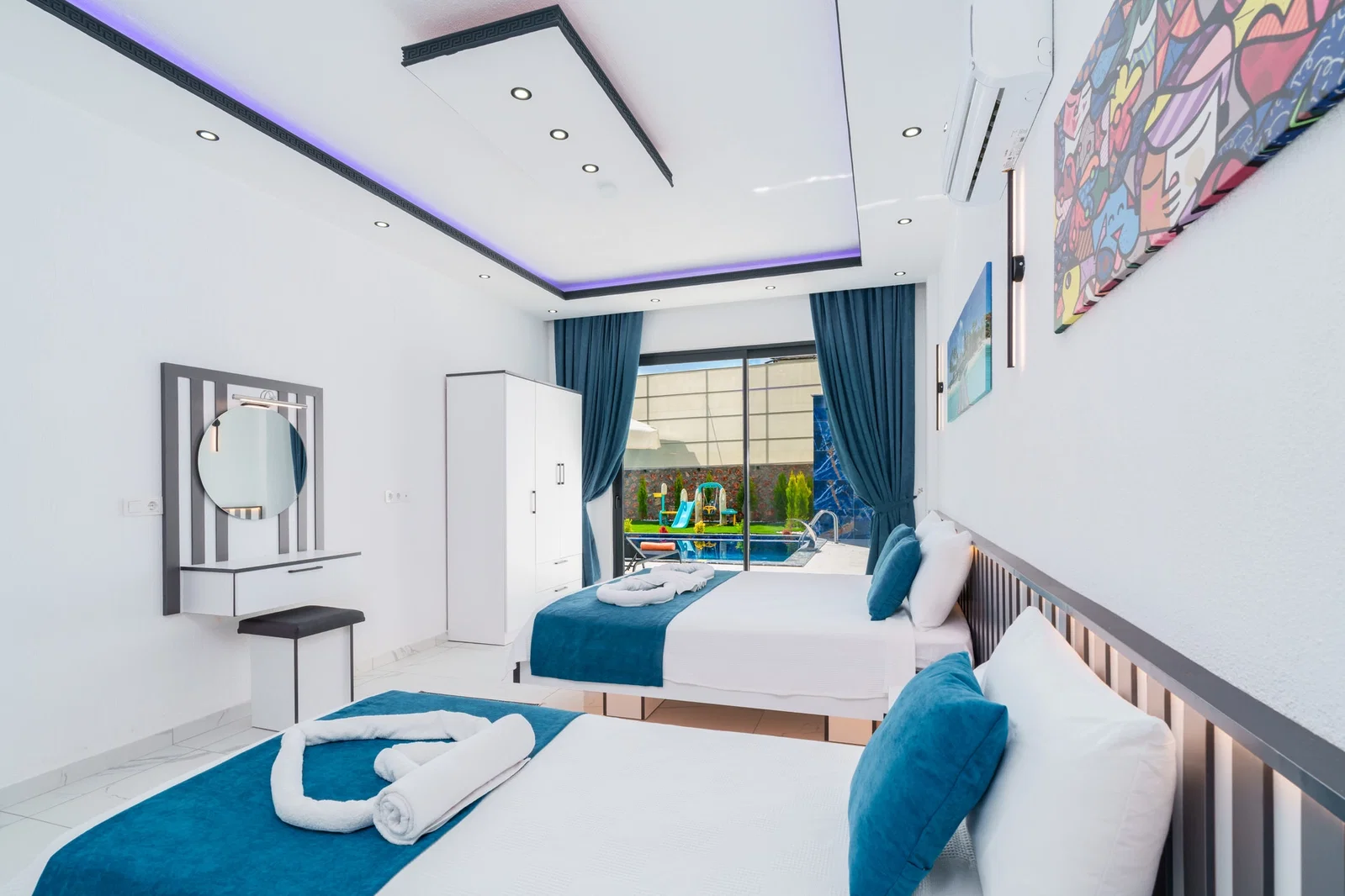 Çavdır'da Balayı Çiftlerine Uygun, Jakuzili, Kiralık Villa
