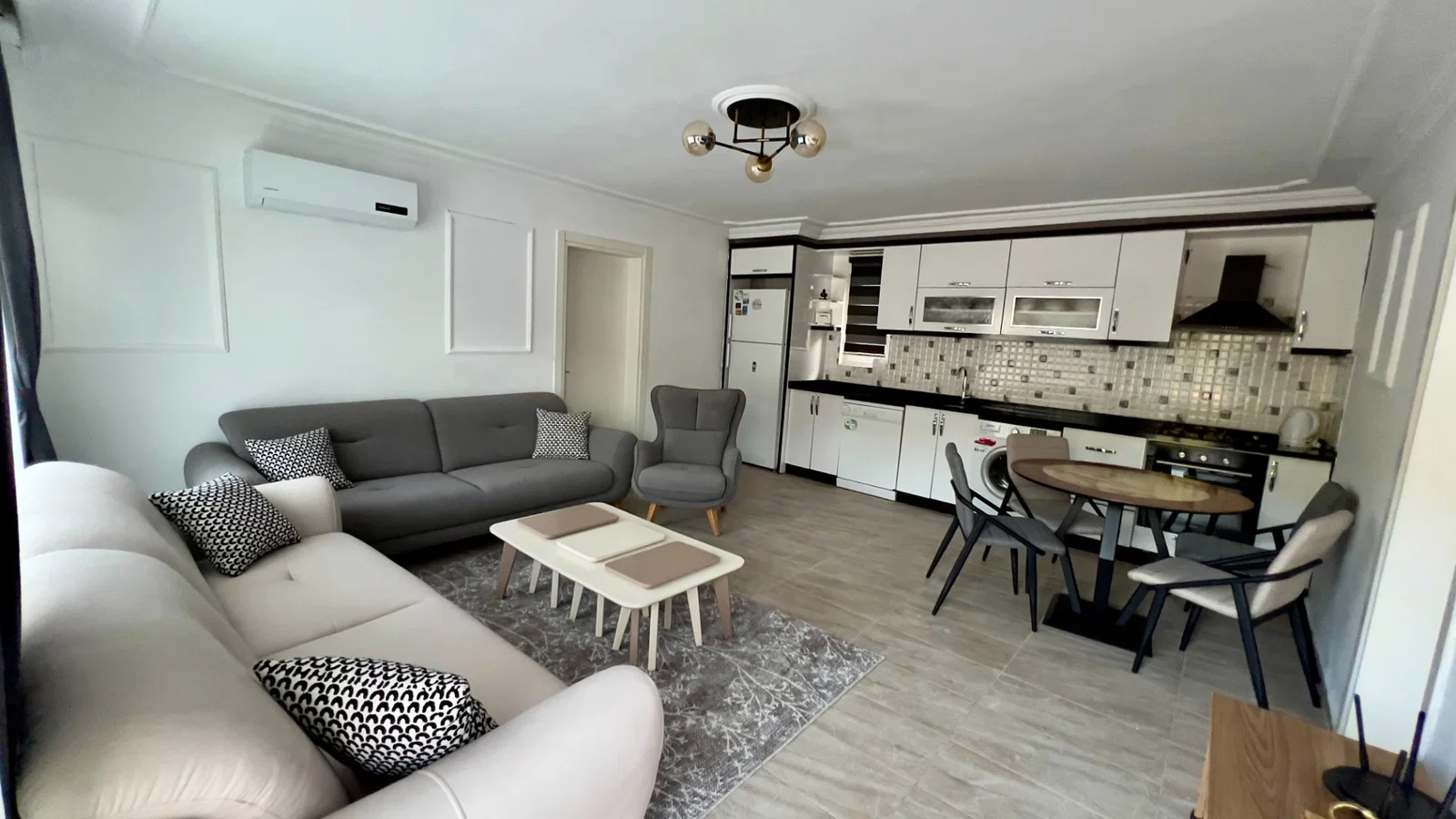 Bezirgan’da Huzurlu, Korunaklı Havuzlu, 4 Kişilik, Kiralık Villa