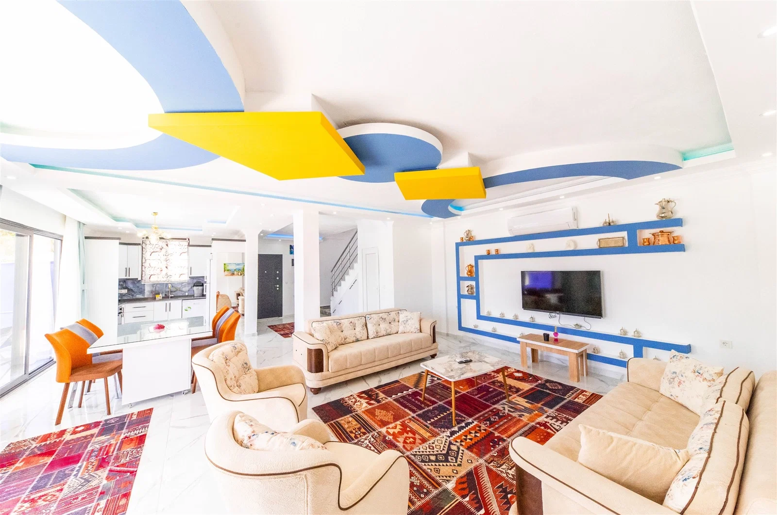 Çavdır’da Korunaklı, Çocuk Havuzlu, 2 Yatak Odalı, Kiralık Villa