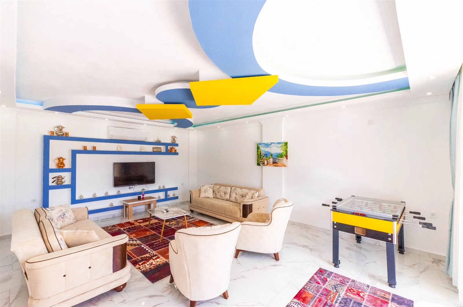 Çavdır’da Korunaklı, Çocuk Havuzlu, 2 Yatak Odalı, Kiralık Villa