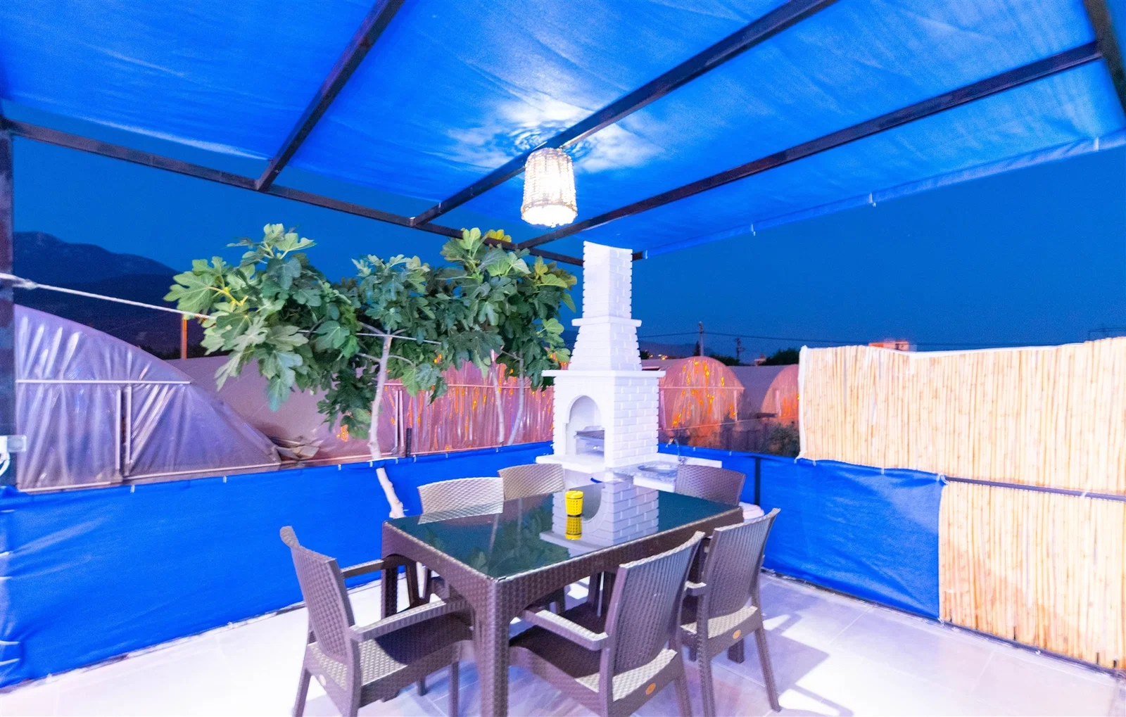 Çavdır’da Korunaklı, Çocuk Havuzlu, 2 Yatak Odalı, Kiralık Villa