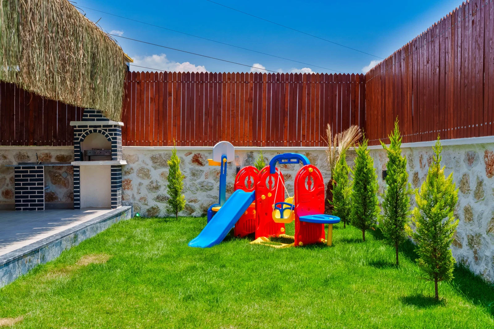 Çavdır’da Korunaklı, Özel Havuzlu, Jakuzili, Kiralık Villa