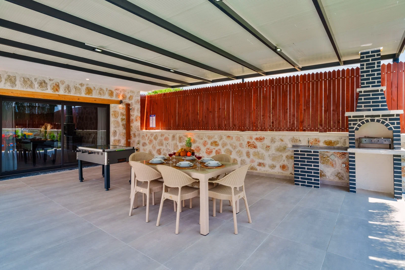 Çavdır’da Korunaklı, Özel Havuzlu, Jakuzili, Kiralık Villa