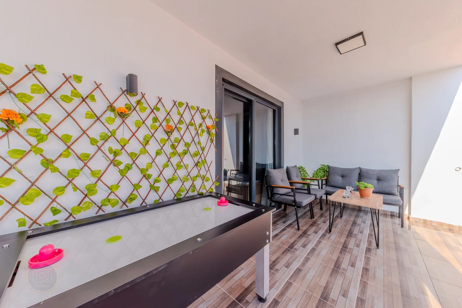 Çavdır’da Korunaklı, Çocuk Havuzlu, 6 Kişilik, Kiralık Villa