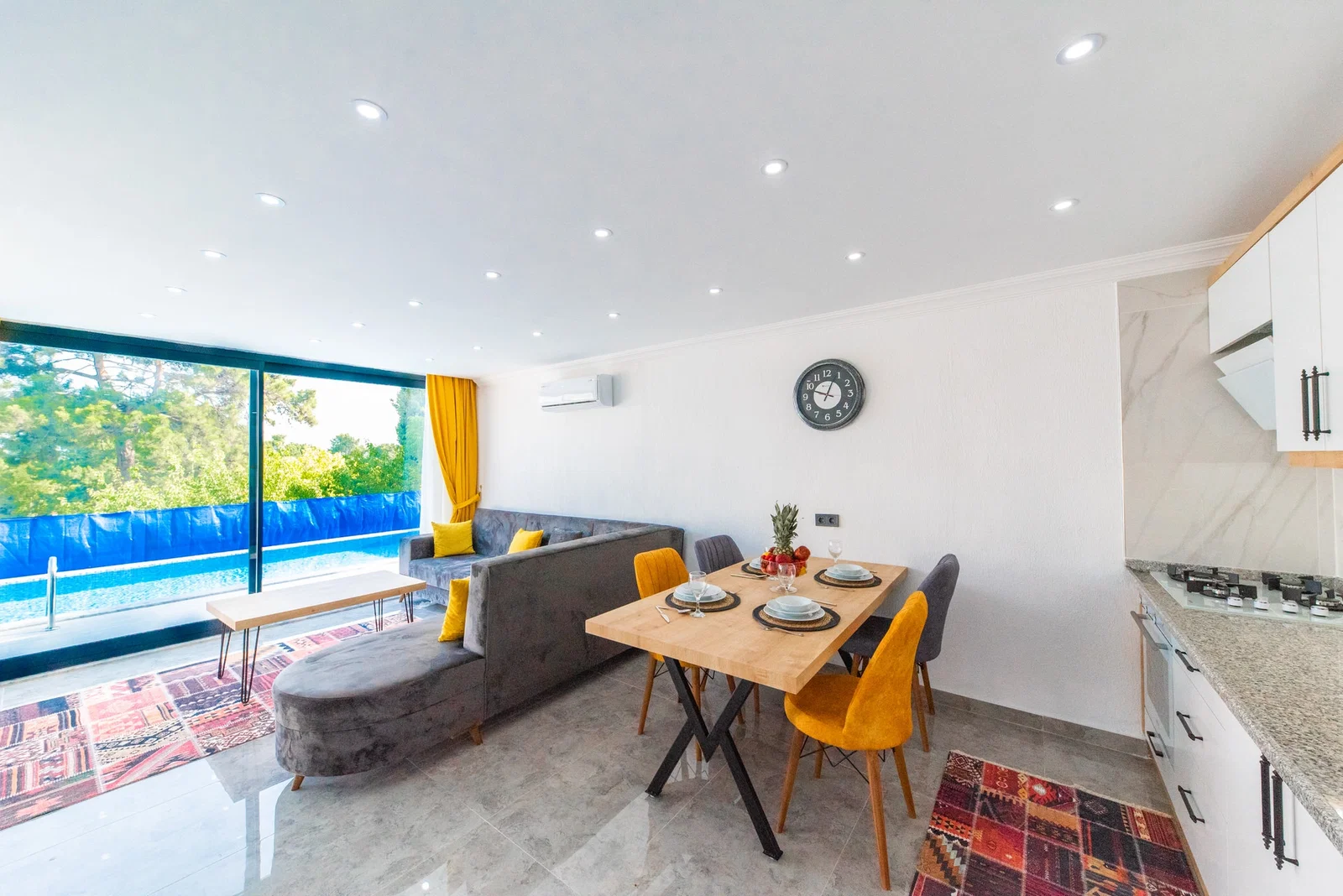 Çavdır’da Balayı Çiftlerine Uygun, Korunaklı Havuzlu, 2 Yatak Odalı, Ekonomik Villa
