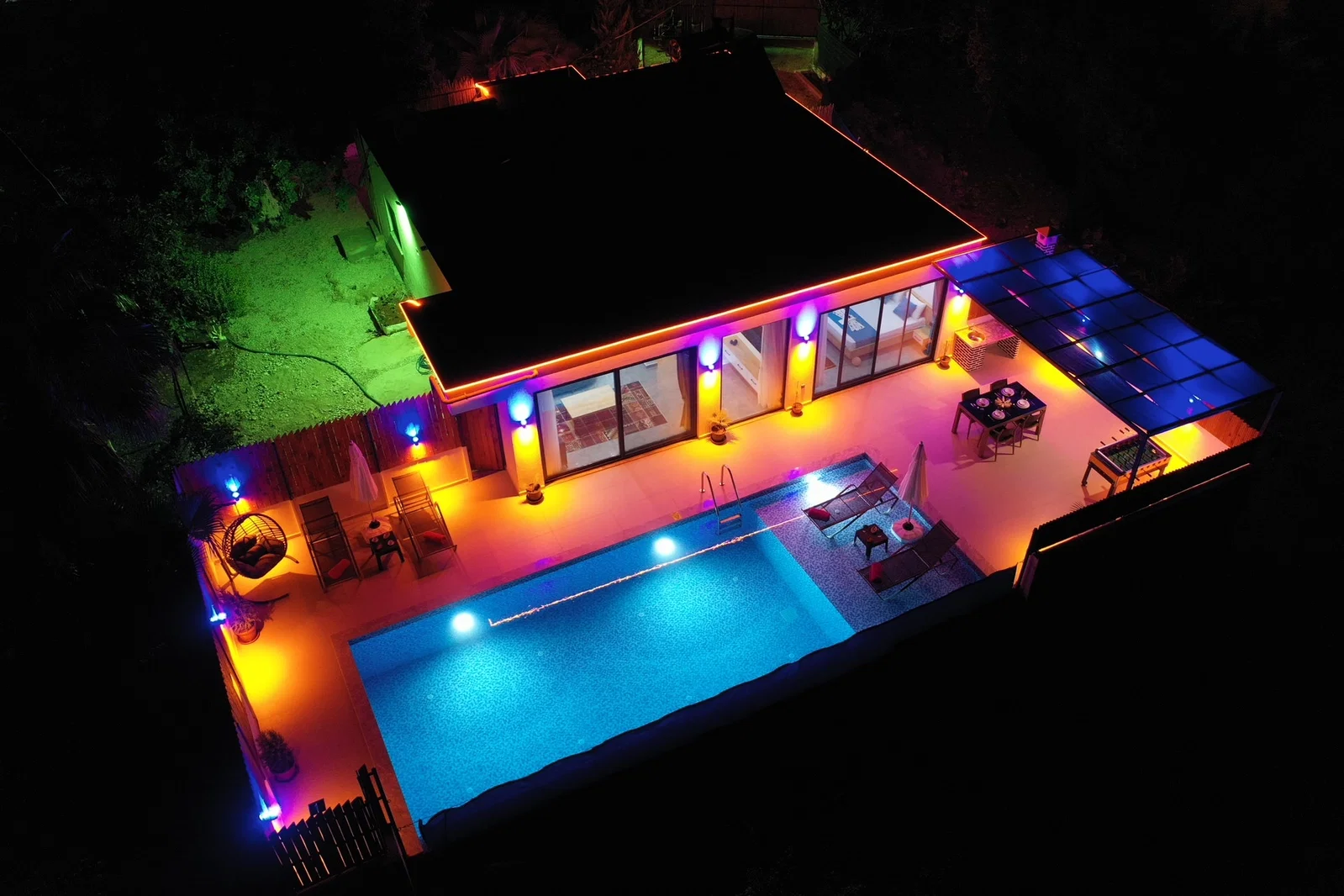 Çavdır’da Balayı Çiftlerine Uygun, Korunaklı Havuzlu, 2 Yatak Odalı, Ekonomik Villa