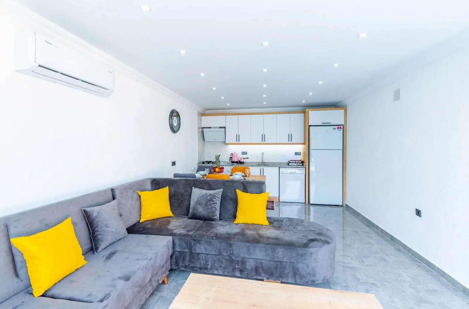 Çavdır’da Balayı Çiftlerine Uygun, Korunaklı Havuzlu, 2 Yatak Odalı, Ekonomik Villa