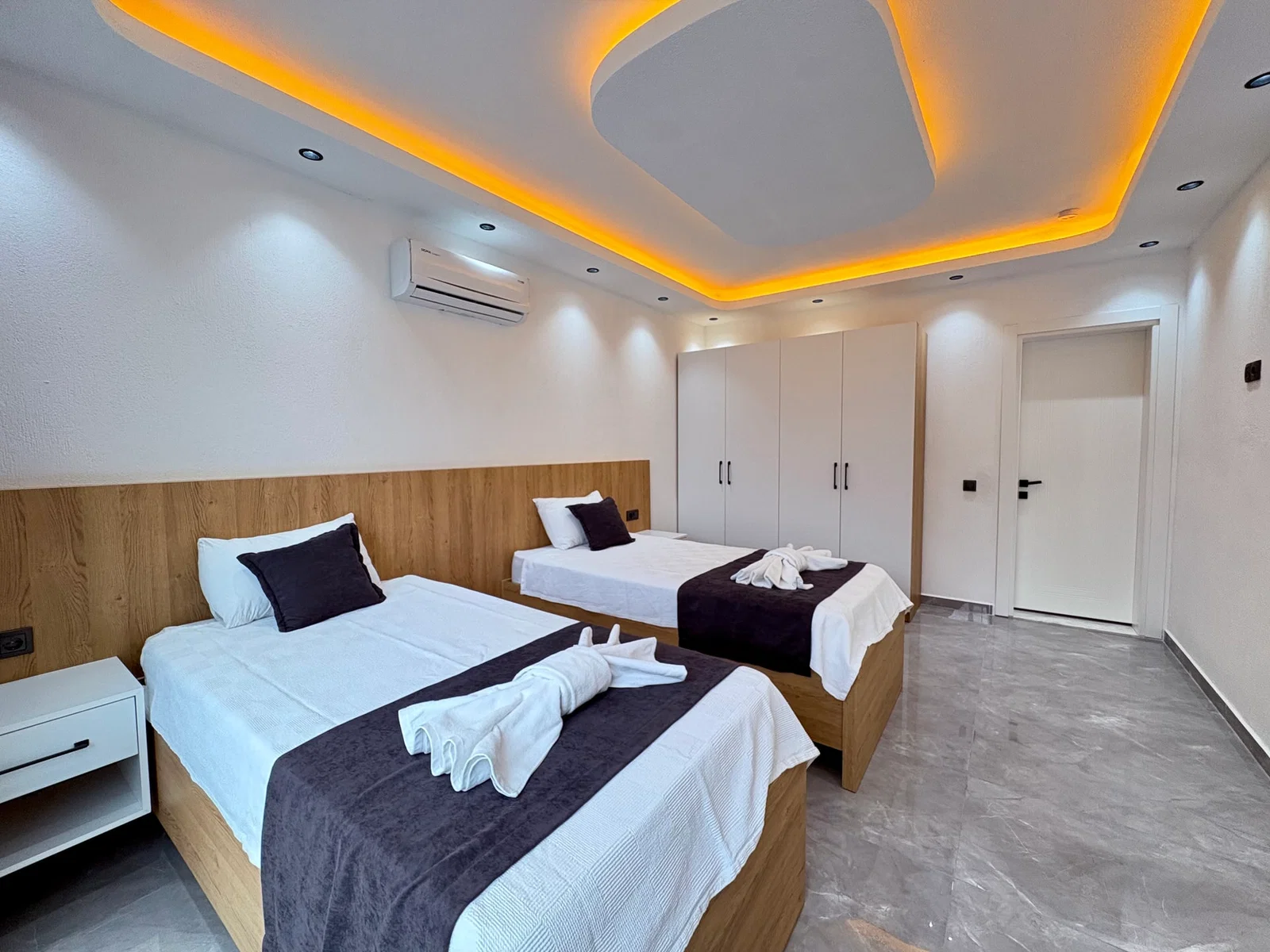 Patara’da Balayı Çiftlerine Uygun, Korunaklı Havuzlu, 2 Yatak Odalı, Kiralık Villa