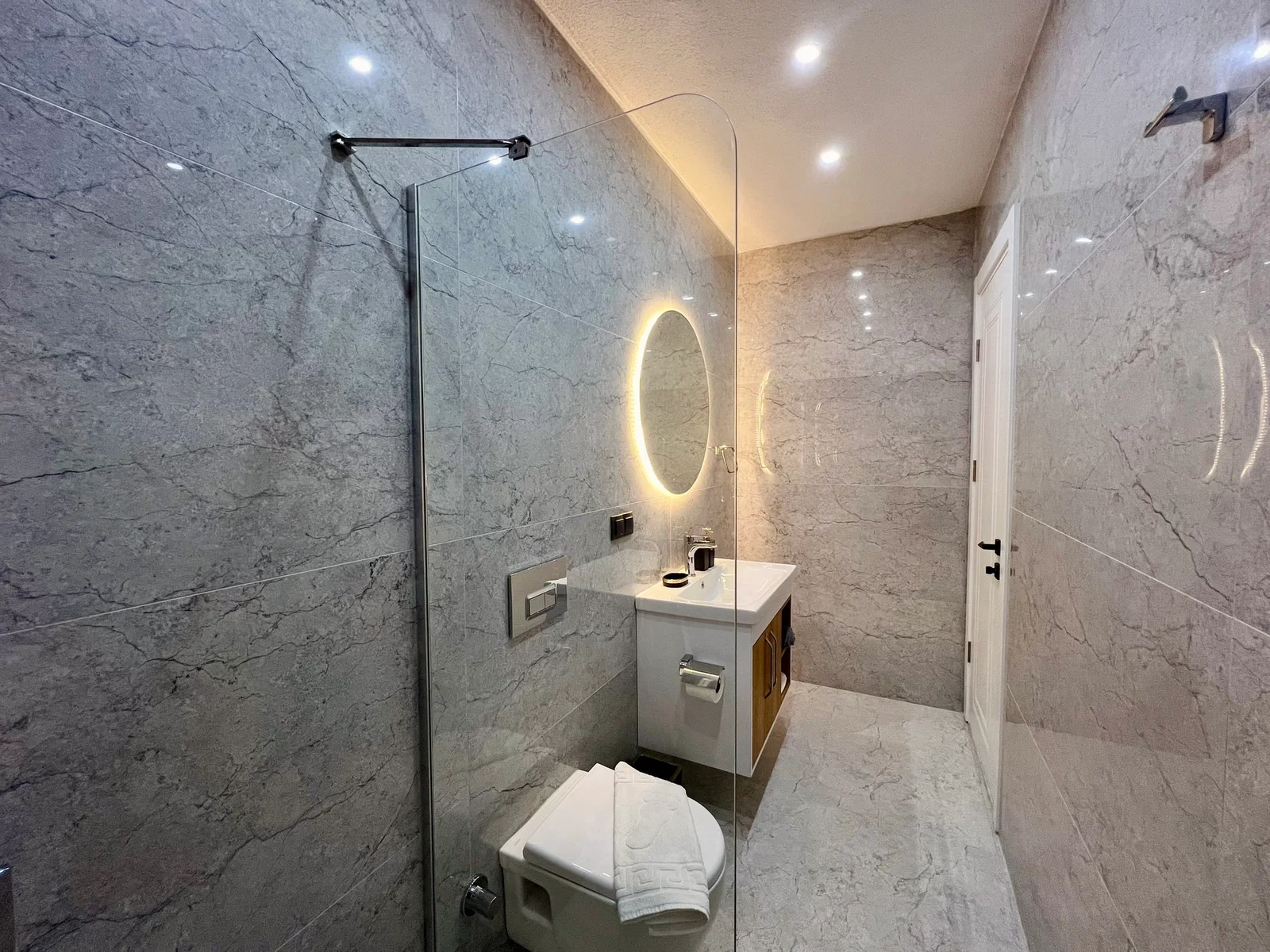 Patara’da Balayı Çiftlerine Uygun, Korunaklı Havuzlu, 2 Yatak Odalı, Kiralık Villa