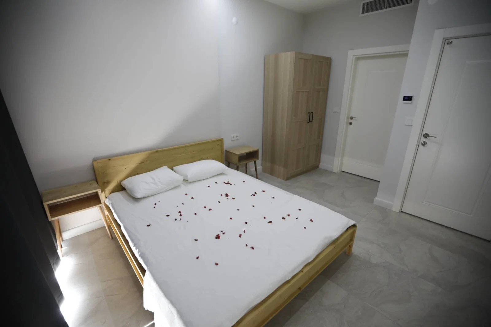 Finike’de Sakin Konumda, Özel Havuzlu, Jakuzili, Kiralık Villa