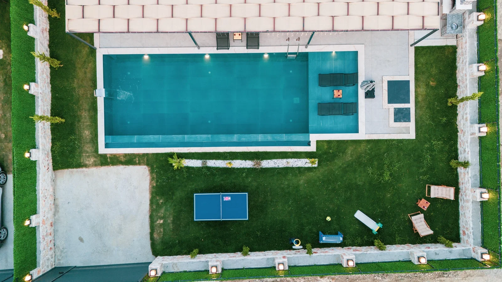 Patara’da Balayı Çiftlerine Uygun, Korunaklı Havuzlu, 2 Yatak Odalı, Kiralık Villa