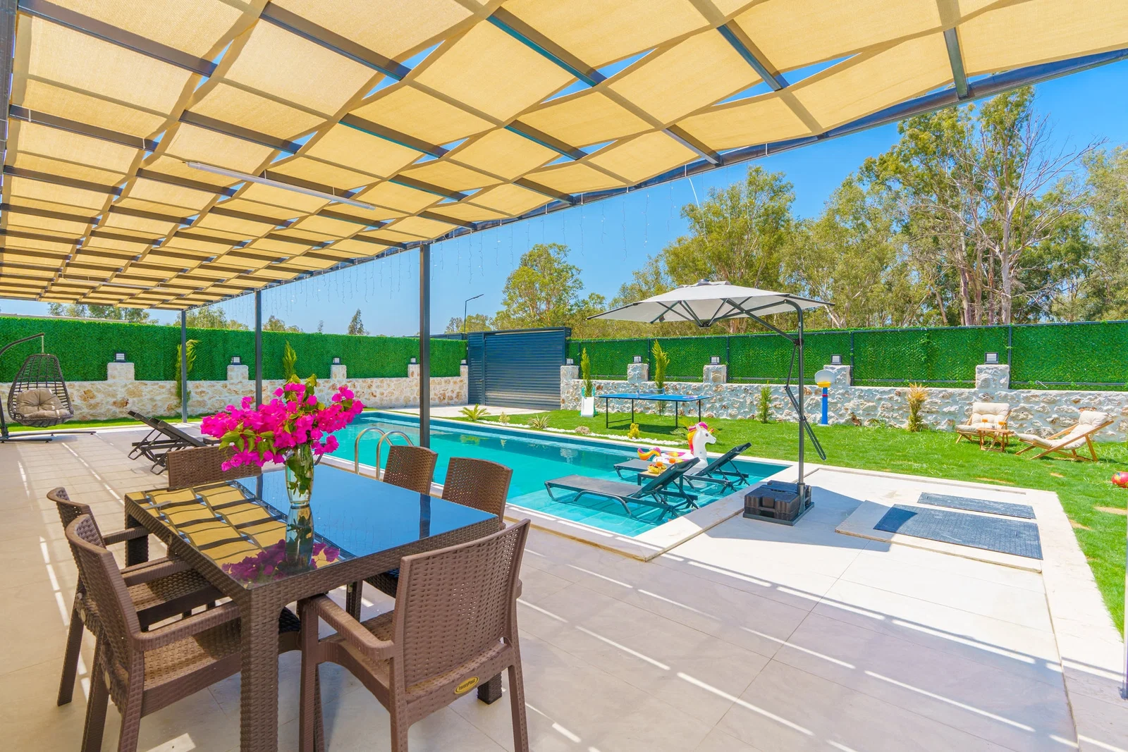 Patara’da Huzurlu, Korunaklı Havuzlu, 4 Kişilik, Kiralık Villa