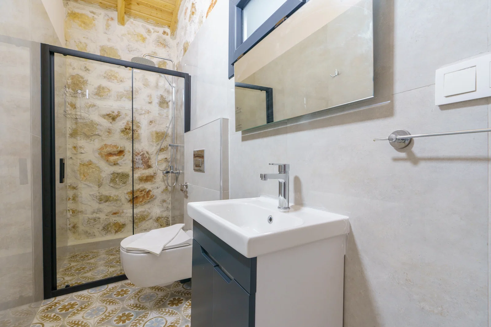 Patara’da Huzurlu, Korunaklı Havuzlu, 4 Kişilik, Kiralık Villa