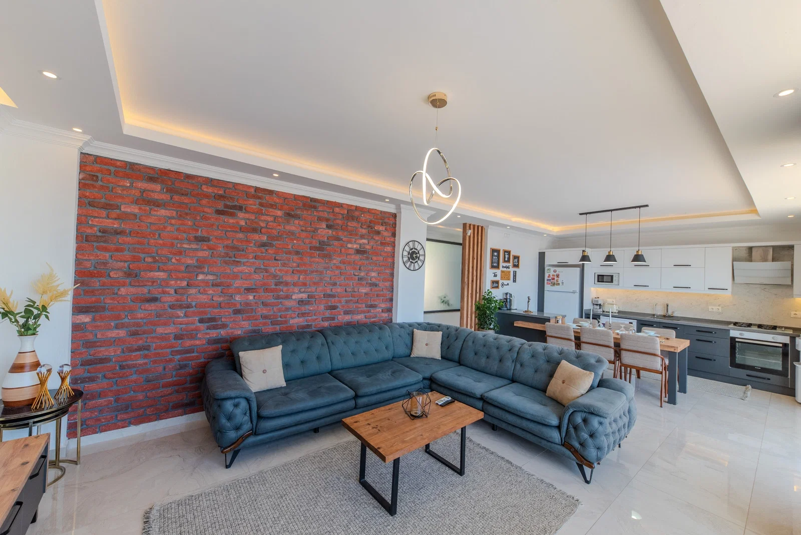 Çavdır’da Huzurlu, Korunaklı Havuzlu, 5 Kişilik, Lüks Villa