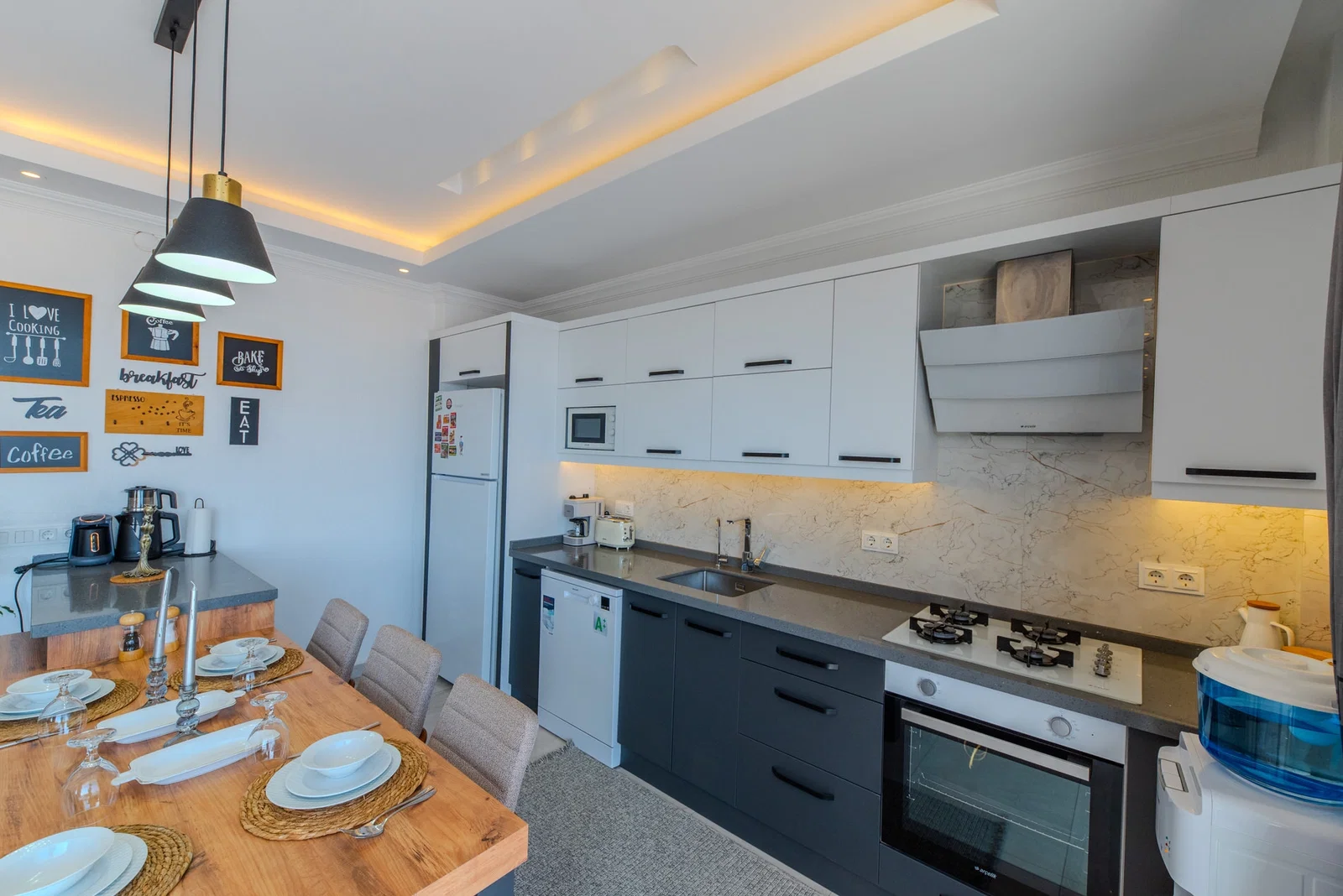 Çavdır’da Huzurlu, Korunaklı Havuzlu, 5 Kişilik, Lüks Villa