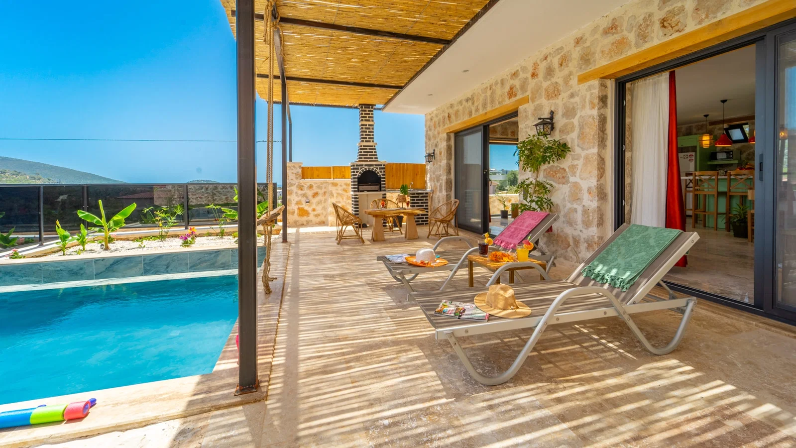 Patara’da Deniz Manzaralı, Korunaklı Havuzlu, 2 Kişilik, Ekonomik Villa