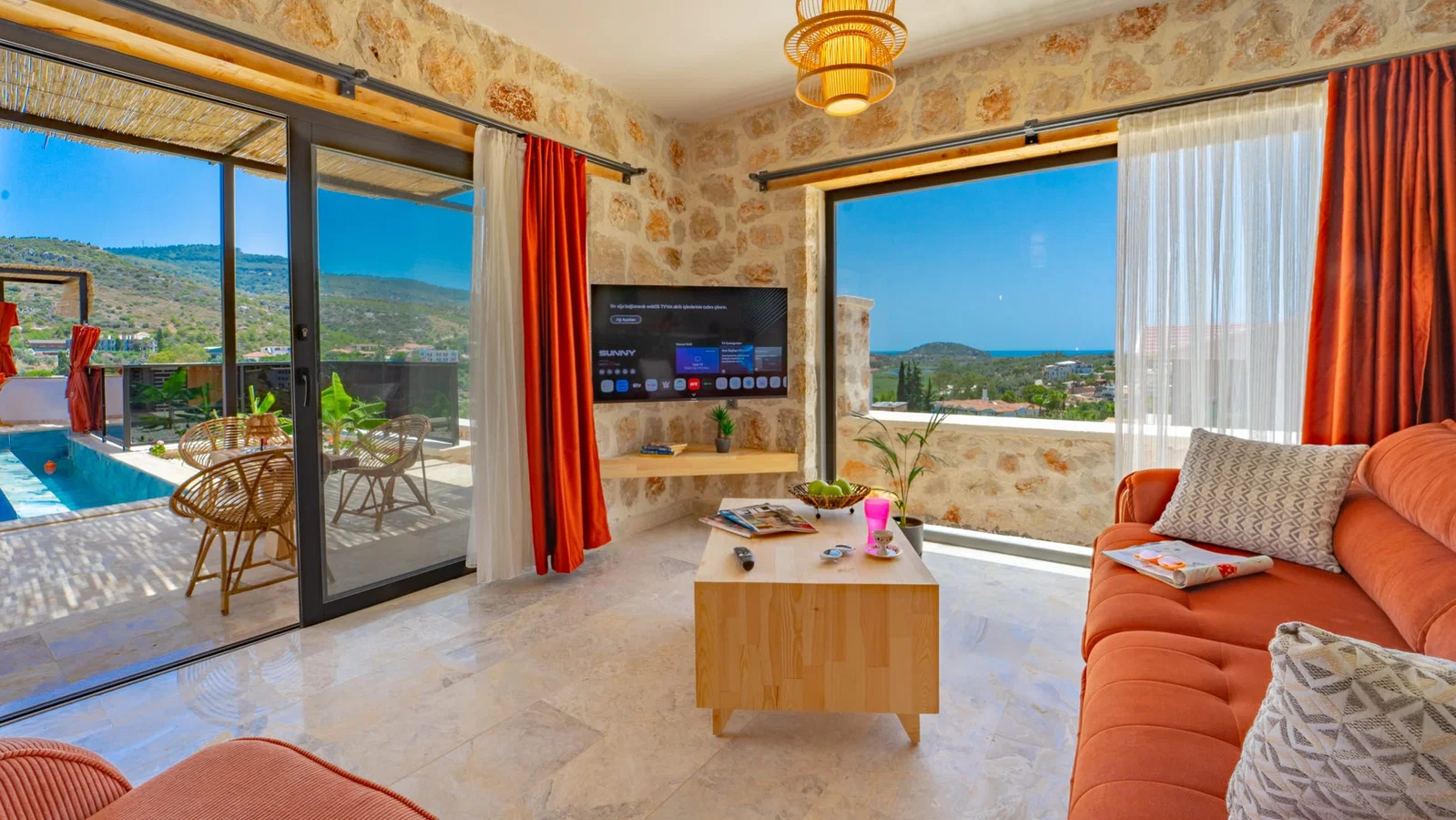 Patara’da Deniz Manzaralı, Korunaklı Havuzlu, 2 Kişilik, Ekonomik Villa