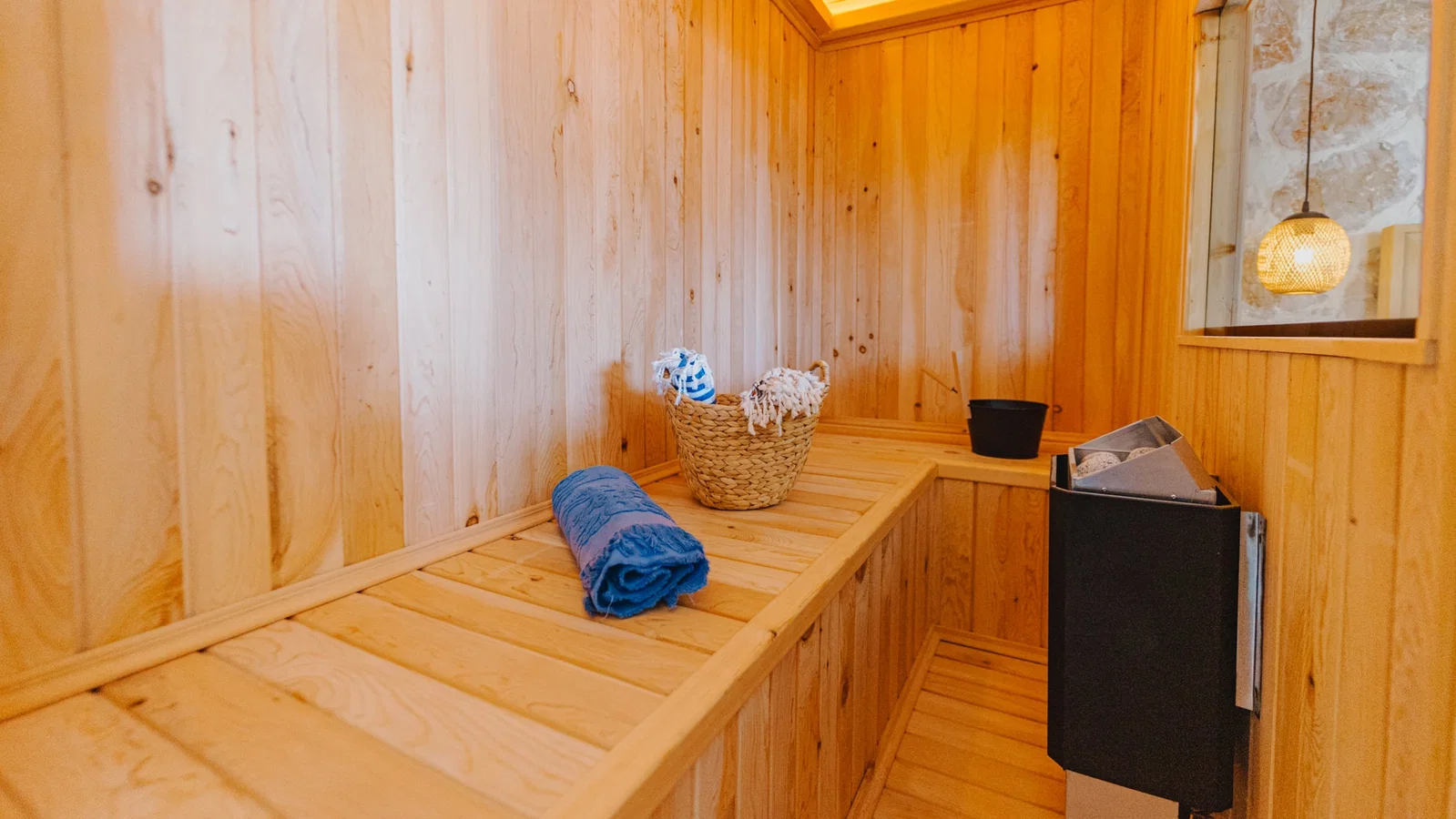 Patara’da Deniz Manzaralı, Korunaklı Havuzlu, 2 Kişilik, Ekonomik Villa