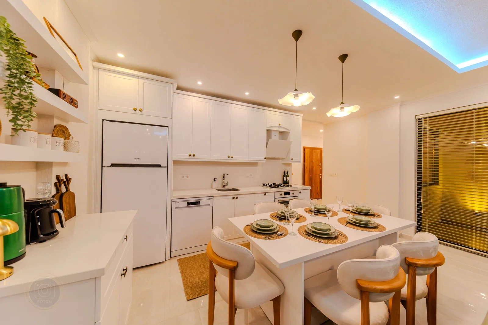 Çavdır’da Balayı Çiftlerine Uygun, Korunaklı Havuzlu, 2 Yatak Odalı, Kiralık Villa
