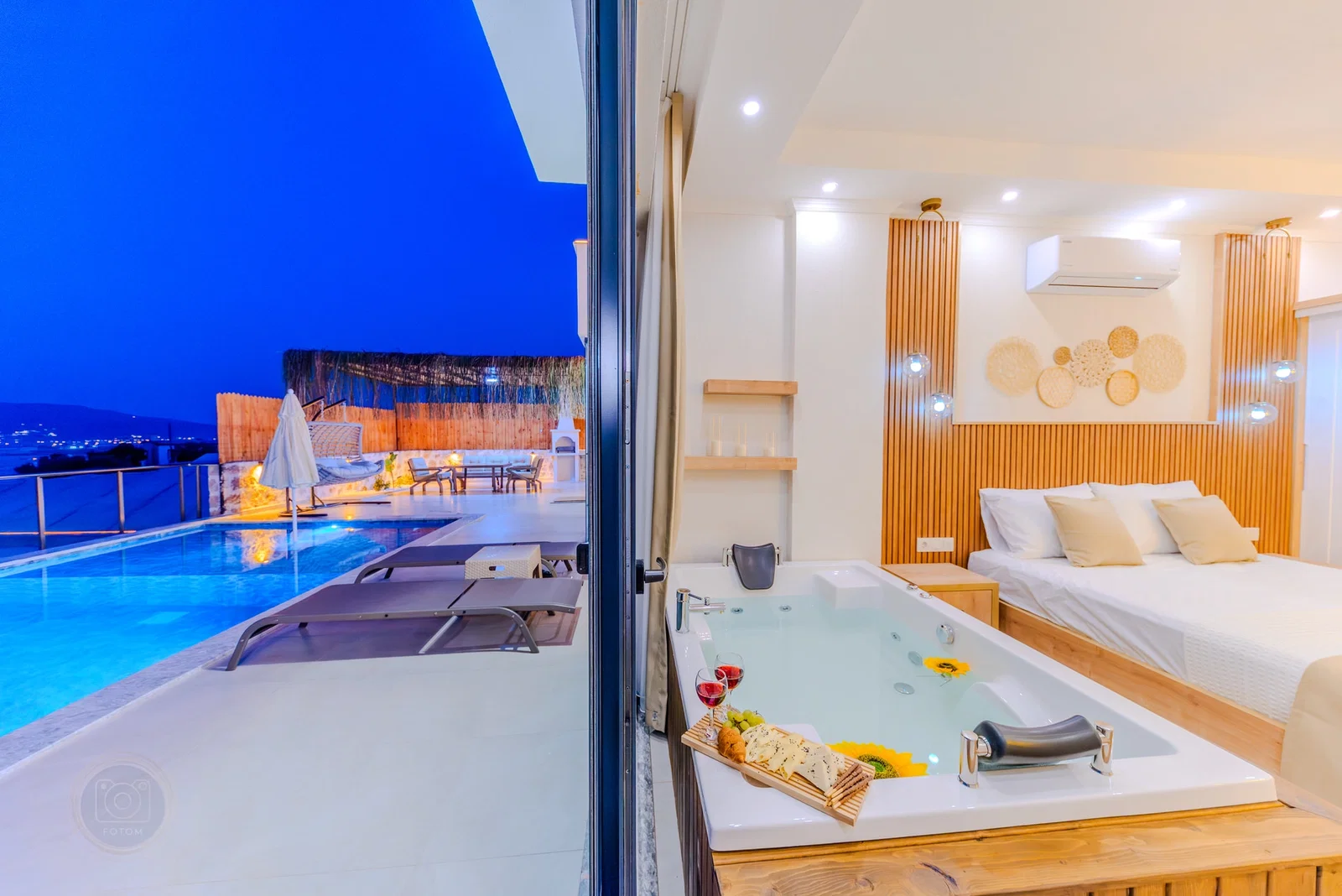 Çavdır’da Balayı Çiftlerine Uygun, Korunaklı Havuzlu, 2 Yatak Odalı, Kiralık Villa