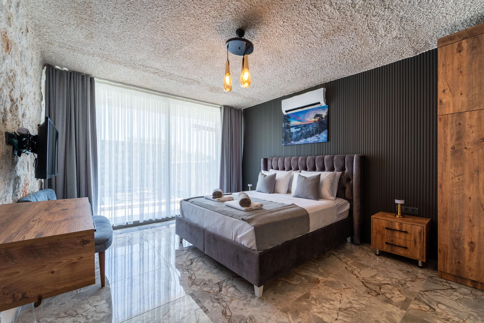 Çavdır’da Balayı Çiftlerine Uygun, Korunaklı Havuzlu, 1 Yatak Odalı, Kiralık Villa