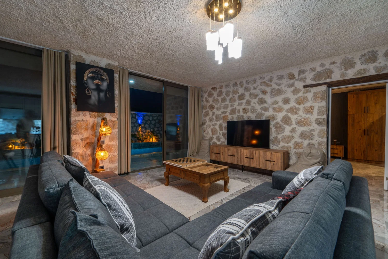 Çavdır’da Balayı Çiftlerine Uygun, Korunaklı Havuzlu, 1 Yatak Odalı, Kiralık Villa