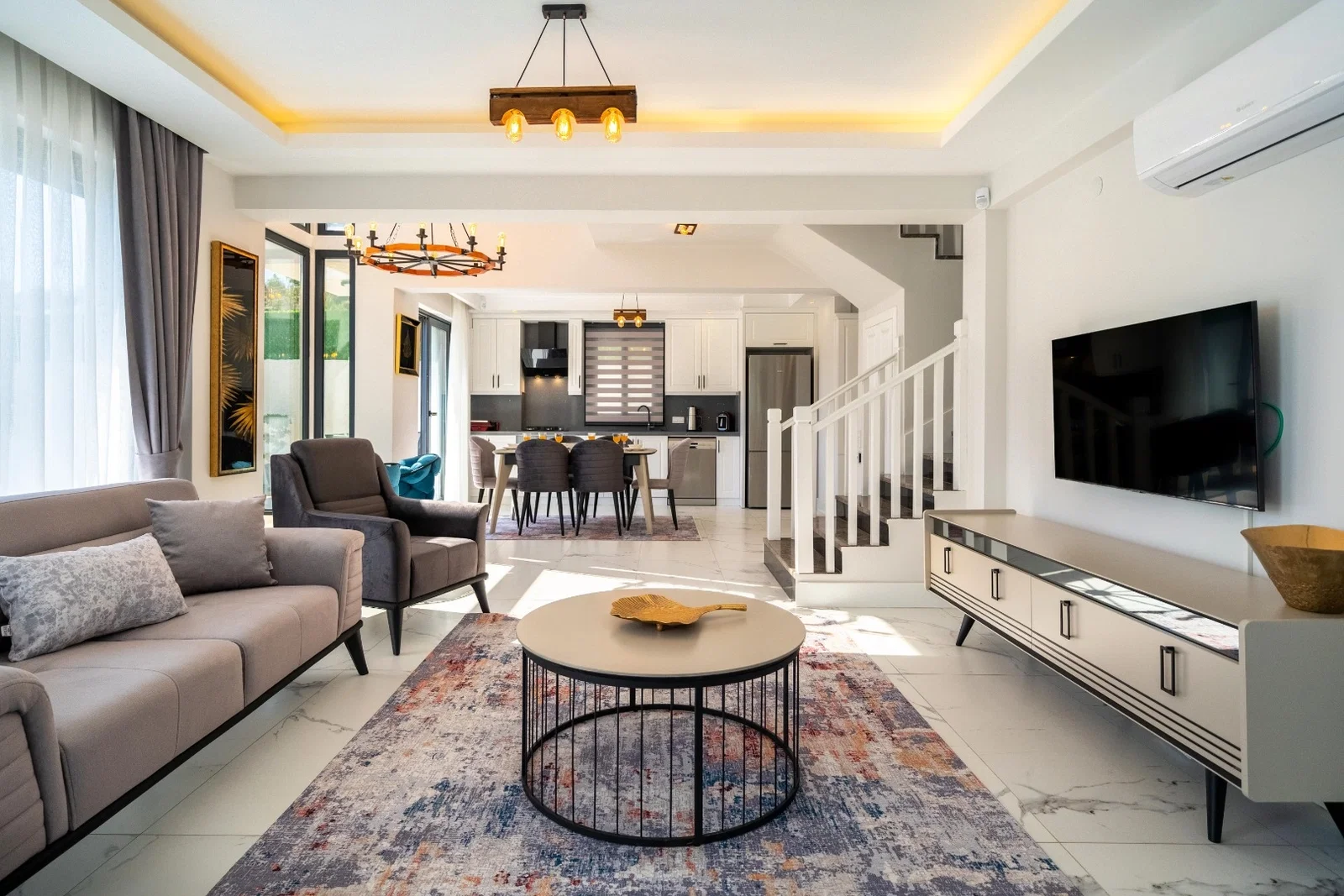 Göcek’te Sakin Konumda, Korunaklı Havuzlu, 8 Kişilik, Lüks Villa
