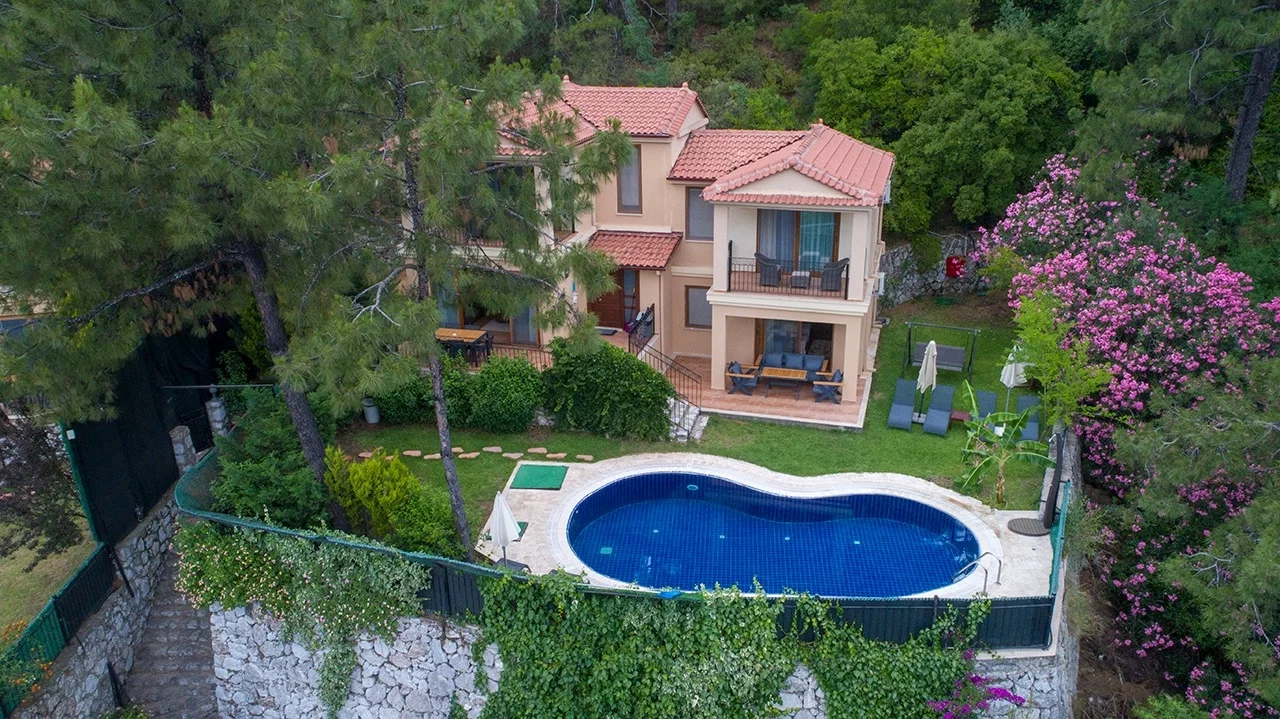 Marmaris’te Balayı Çiftlerine Uygun, Özel Havuzlu, 6 Kişilik, Kiralık Villa
