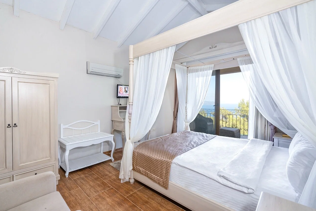 Marmaris’te Balayı Çiftlerine Uygun, Özel Havuzlu, 6 Kişilik, Kiralık Villa