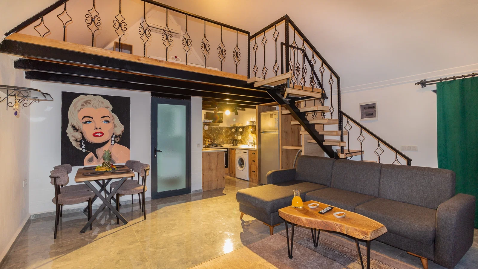 Çayköy’de Balayı Çiftlerine Uygun, Korunaklı Havuzlu, 1 Yatak Odalı, Ekonomik Villa
