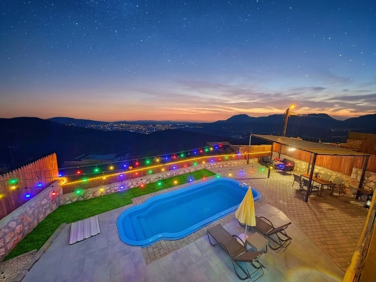 Çavdır’da Balayı Çiftlerine Uygun, Korunaklı Havuzlu, 1 Yatak Odalı, Kiralık Villa