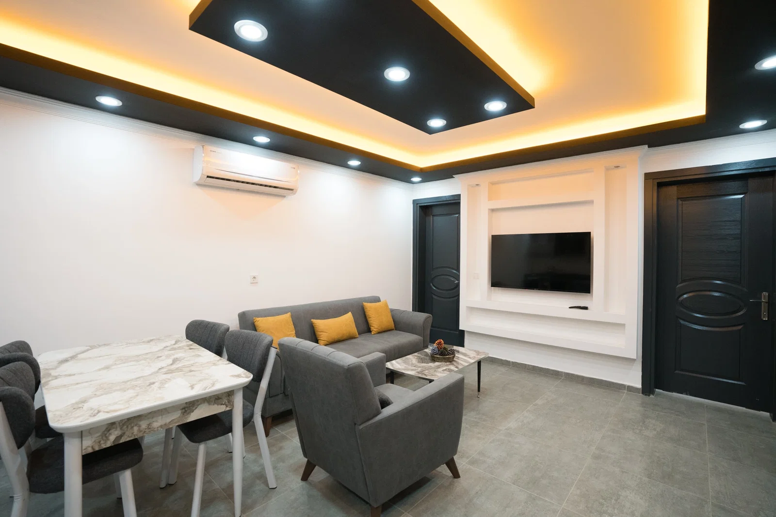 Bezirgan’da Balayı Çiftlerine Uygun, Korunaklı Havuzlu, 1 Yatak Odalı, Kiralık Villa