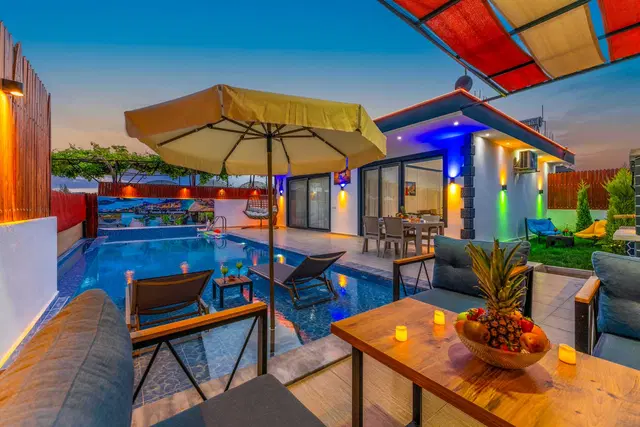Çavdır’da Balayı Çiftlerine Uygun, Korunaklı Havuzlu, 1 Yatak Odalı, Kiralık Villa