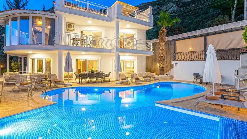 Kalkan’da ısıtmalı havuzlu kiralık villa, fotoğraf 8