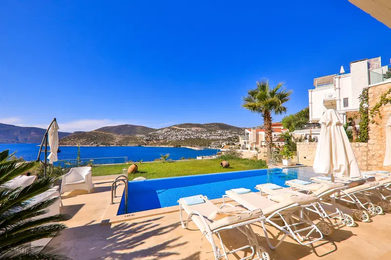 Kalkan’da jakuzili kiralık villa, fotoğraf 2