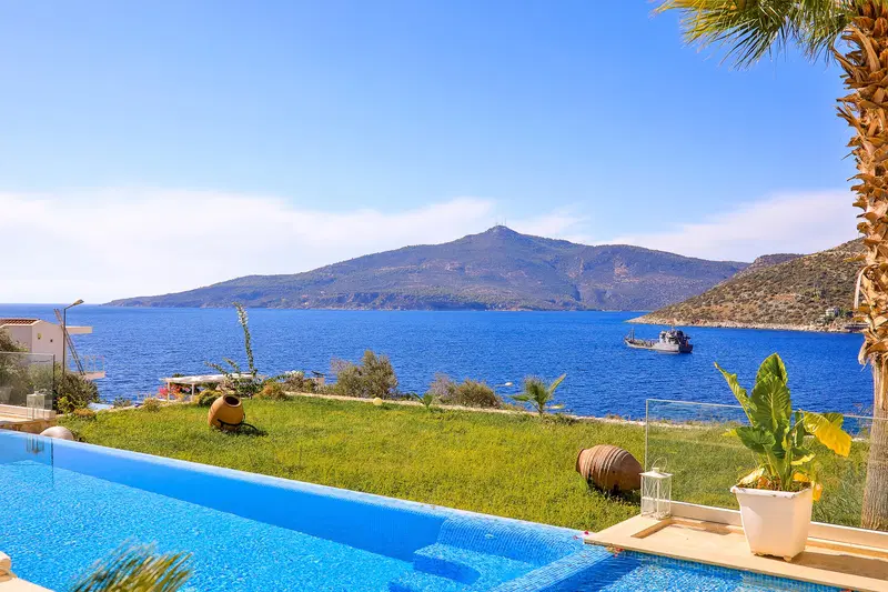 Kalkan’da merkeze yakın kiralık villa, fotoğraf 8