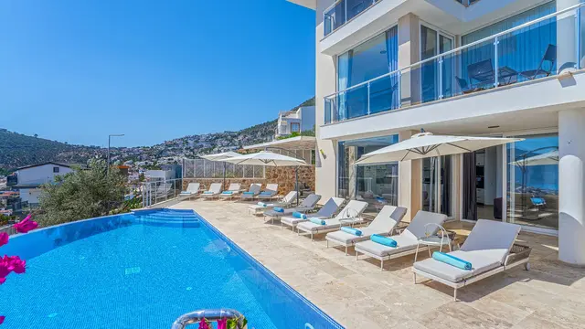 Kalkan’da özel havuzlu kiralık villa, fotoğraf 3