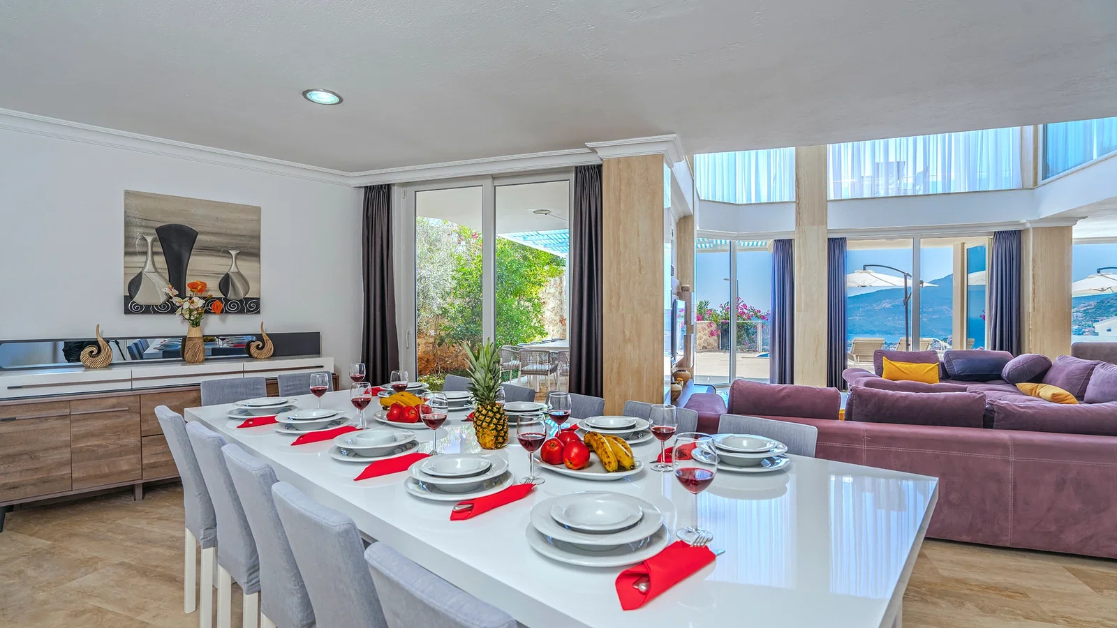 Kalkan’da Deniz Manzaralı, Isıtmalı Havuzlu, 14 Kişilik, Kiralık Villa