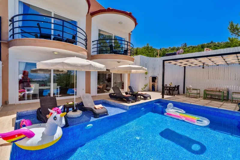 Kalkan’da doğa manzaralı kiralık villa, fotoğraf 3
