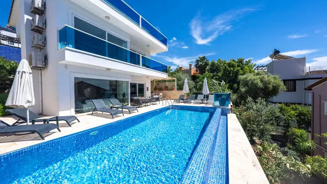 Kalkan’da bahçeli kiralık villa, fotoğraf 3