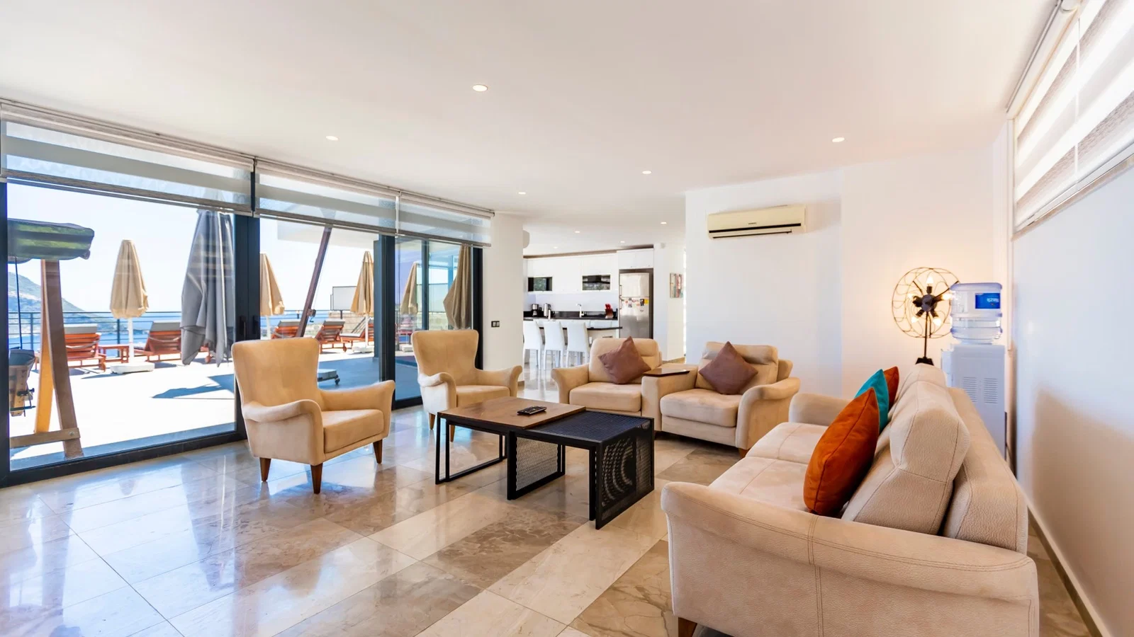 Kalkan’da Merkeze Yakın, Isıtmalı Havuzlu, Jakuzili, Lüks Villa