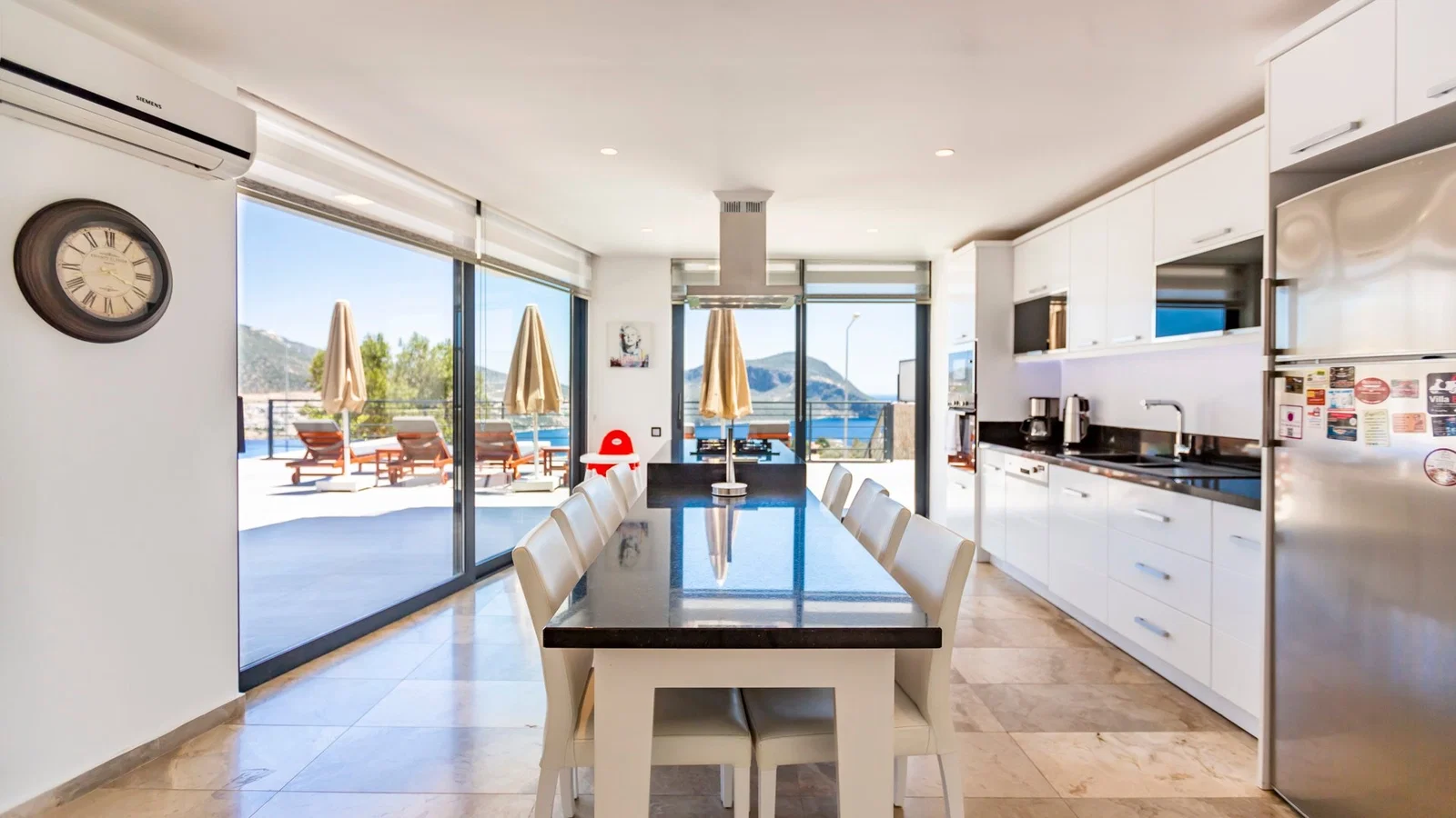 Kalkan’da Merkeze Yakın, Isıtmalı Havuzlu, Jakuzili, Lüks Villa
