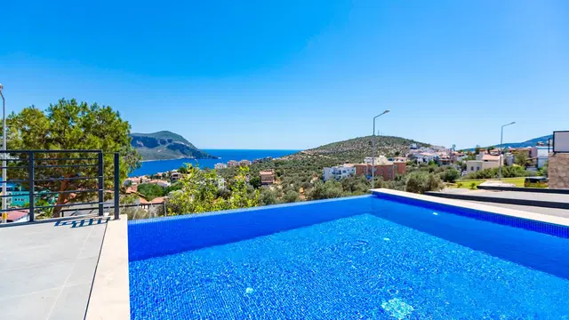 Kalkan’da deniz manzaralı kiralık villa, fotoğraf 4
