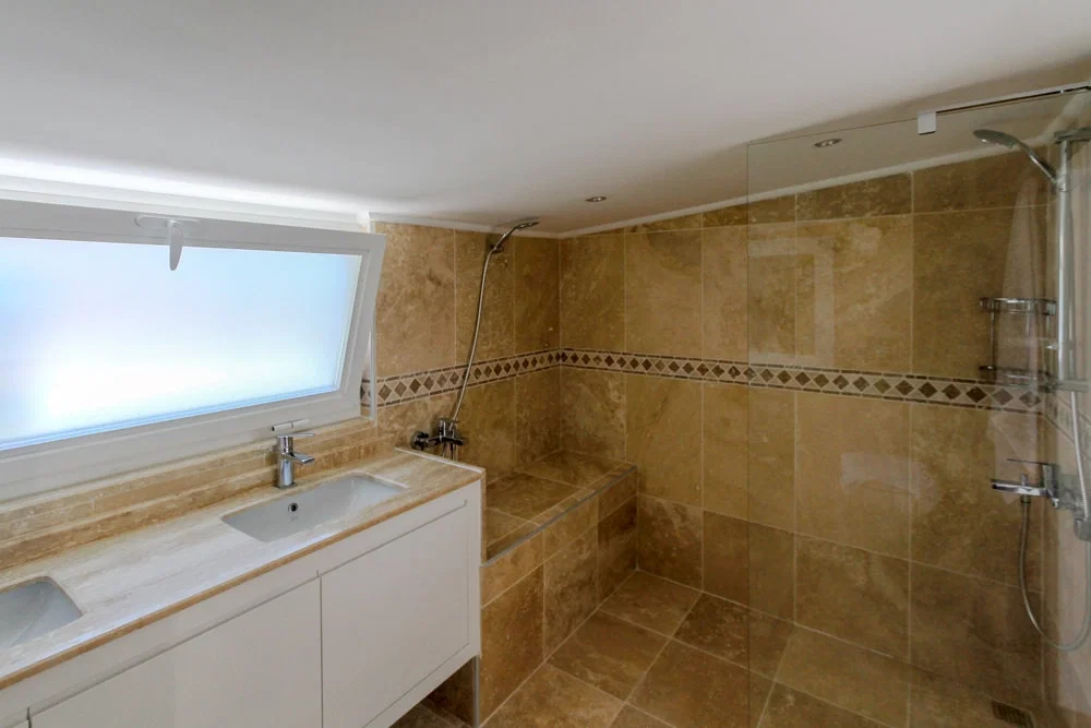 Kalkan’da Deniz Manzaralı, Isıtmalı Havuzlu, 7 Yatak Odalı, Lüks Villa