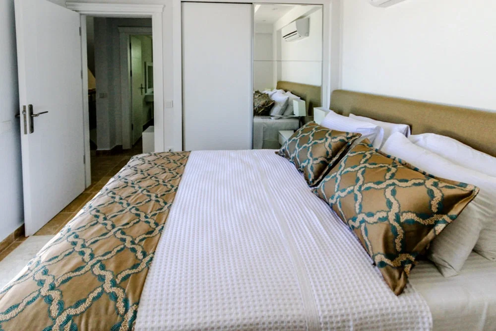 Kalkan’da Deniz Manzaralı, Isıtmalı Havuzlu, 7 Yatak Odalı, Lüks Villa