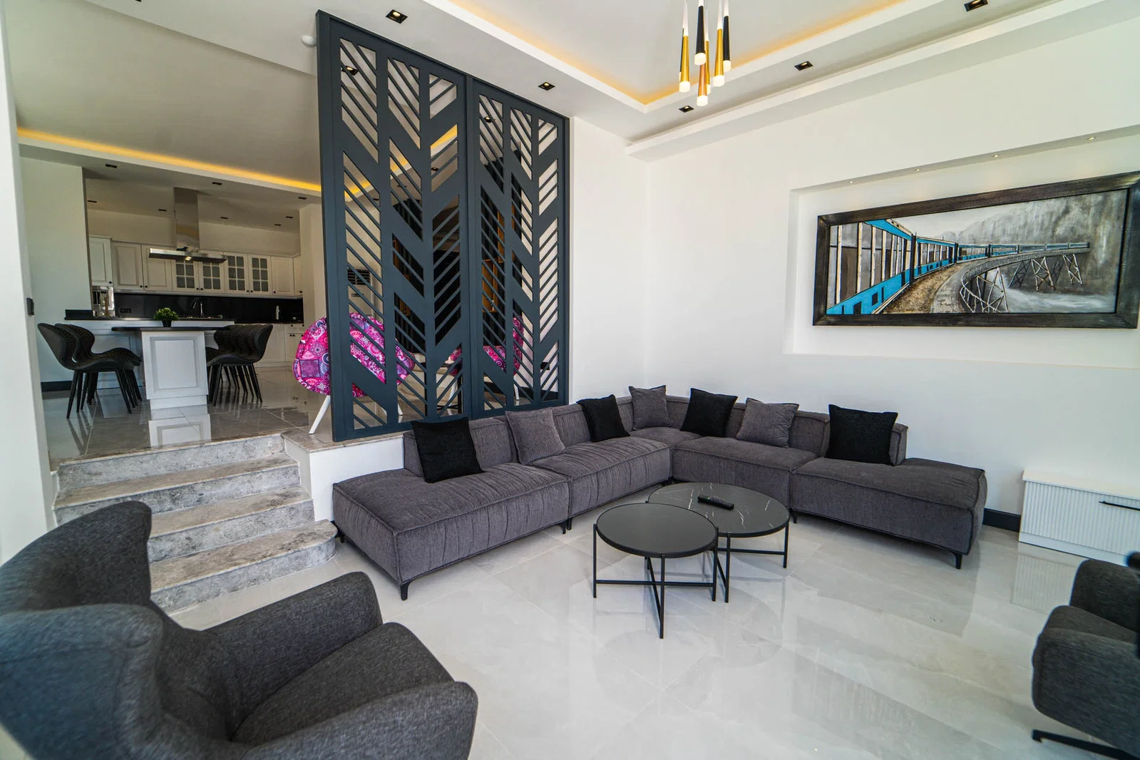 Kalkan’da Merkeze Yakın, Özel Havuzlu, 5 Yatak Odalı, Lüks Villa